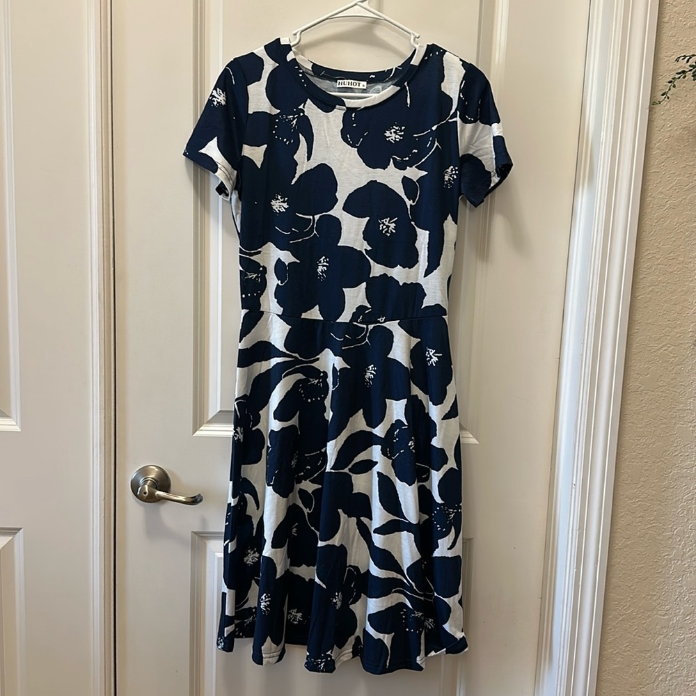 HuHot Dress - Medium